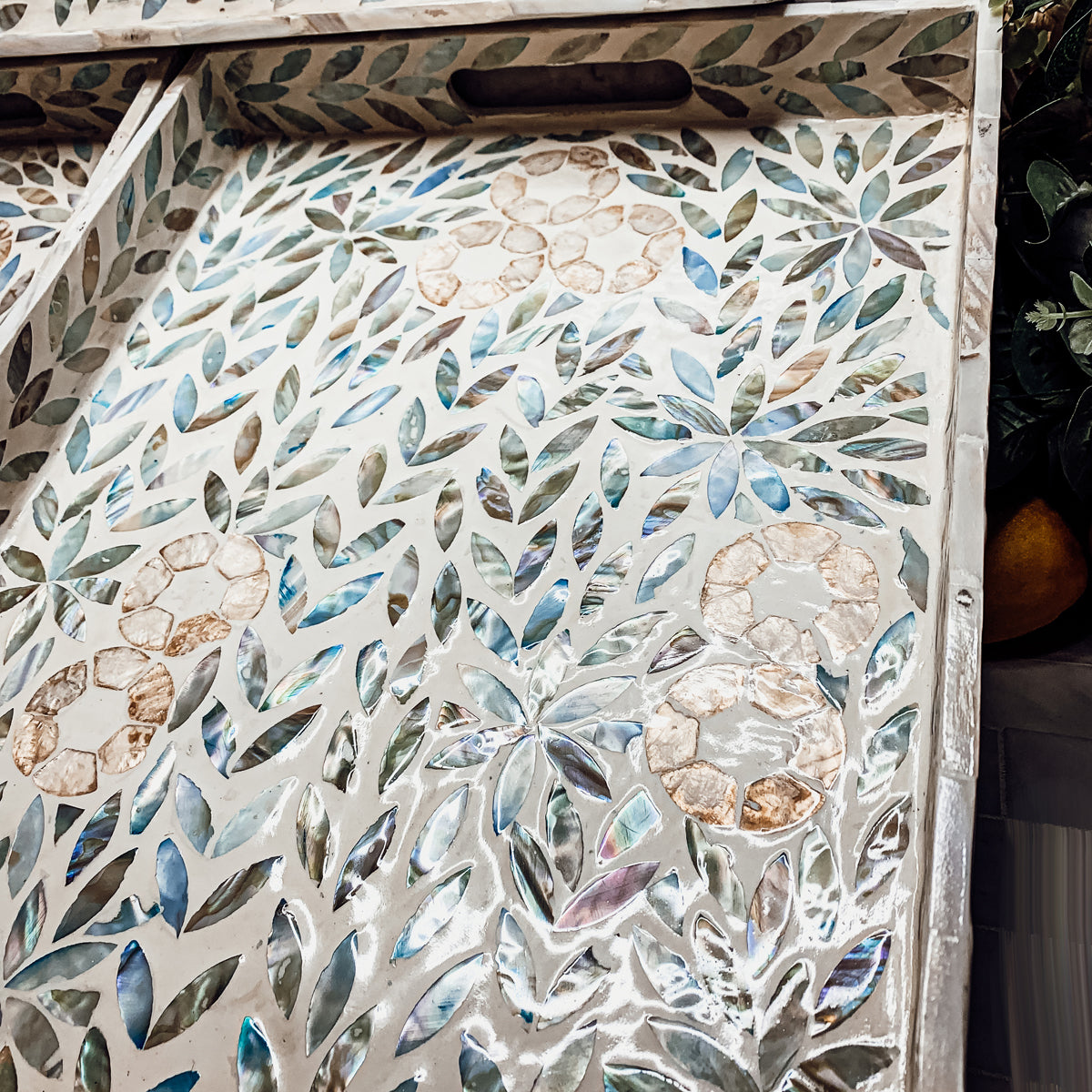 Palawan Flower Mother of Pearl Serving Tray