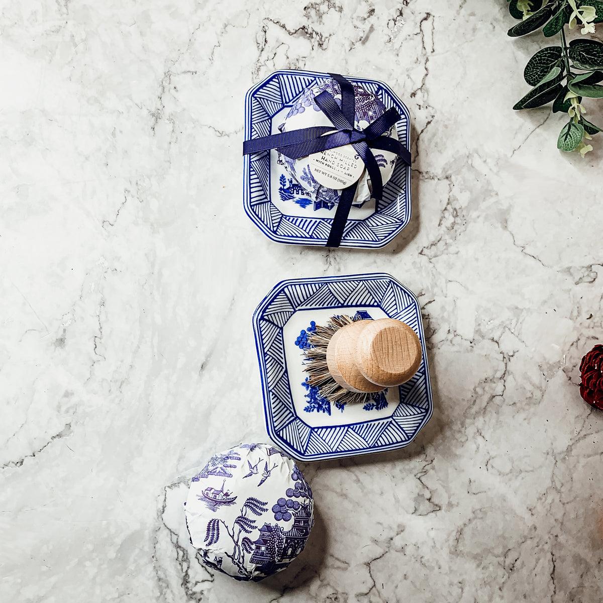Chinoiserie Blue Willow Soap & Porcelain Dish Set