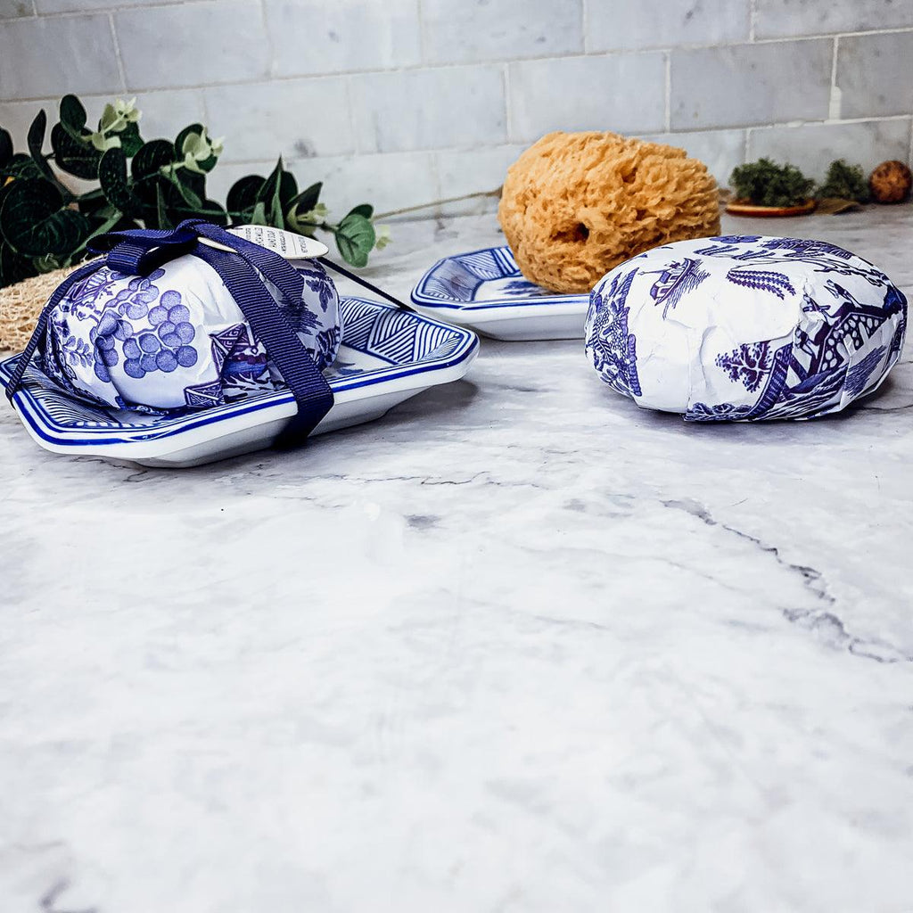 Chinoiserie Blue Willow Soap & Porcelain Dish Set