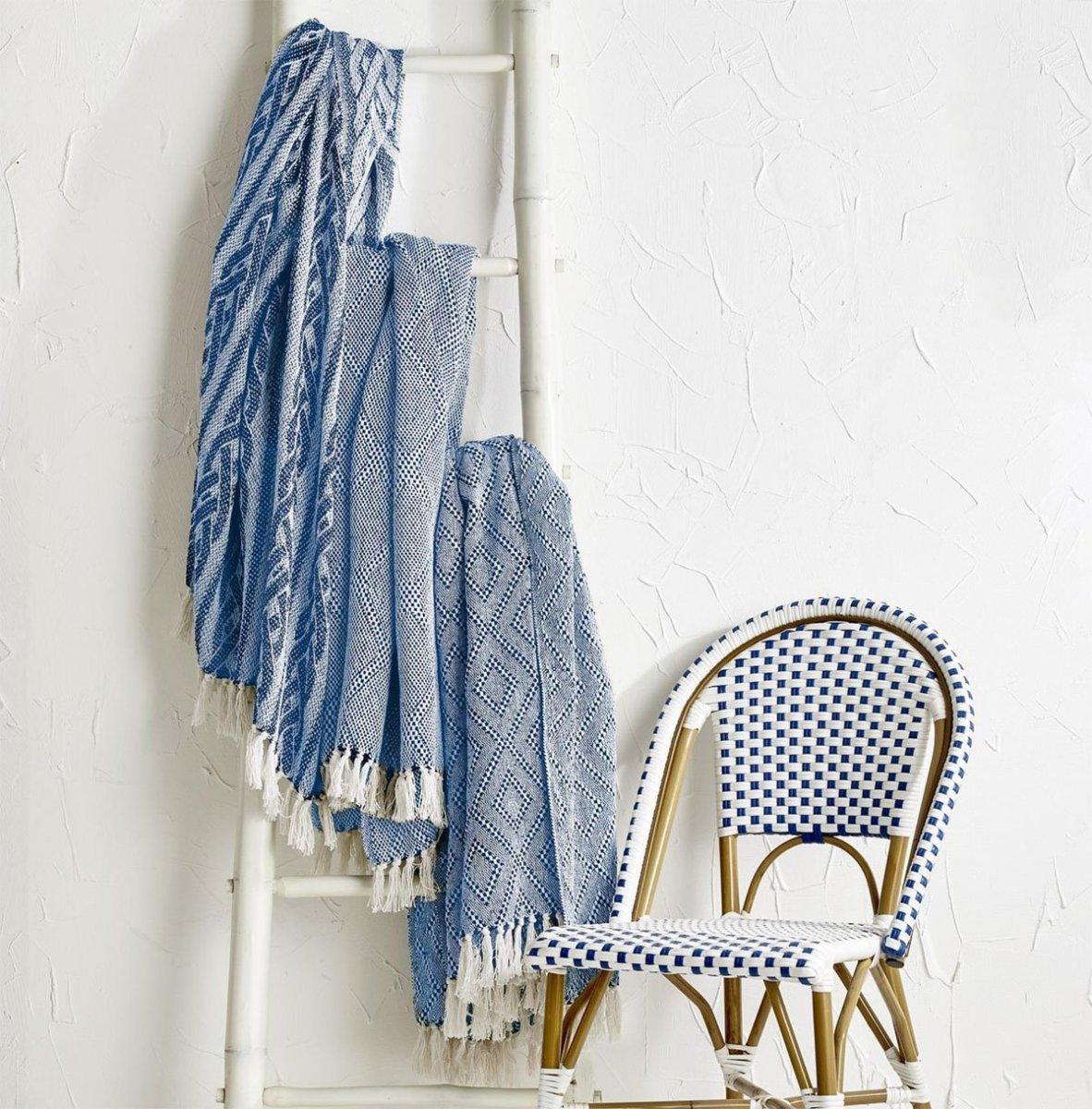 Blue Diamond Handwoven Cotton Throw Blanket with Tassels