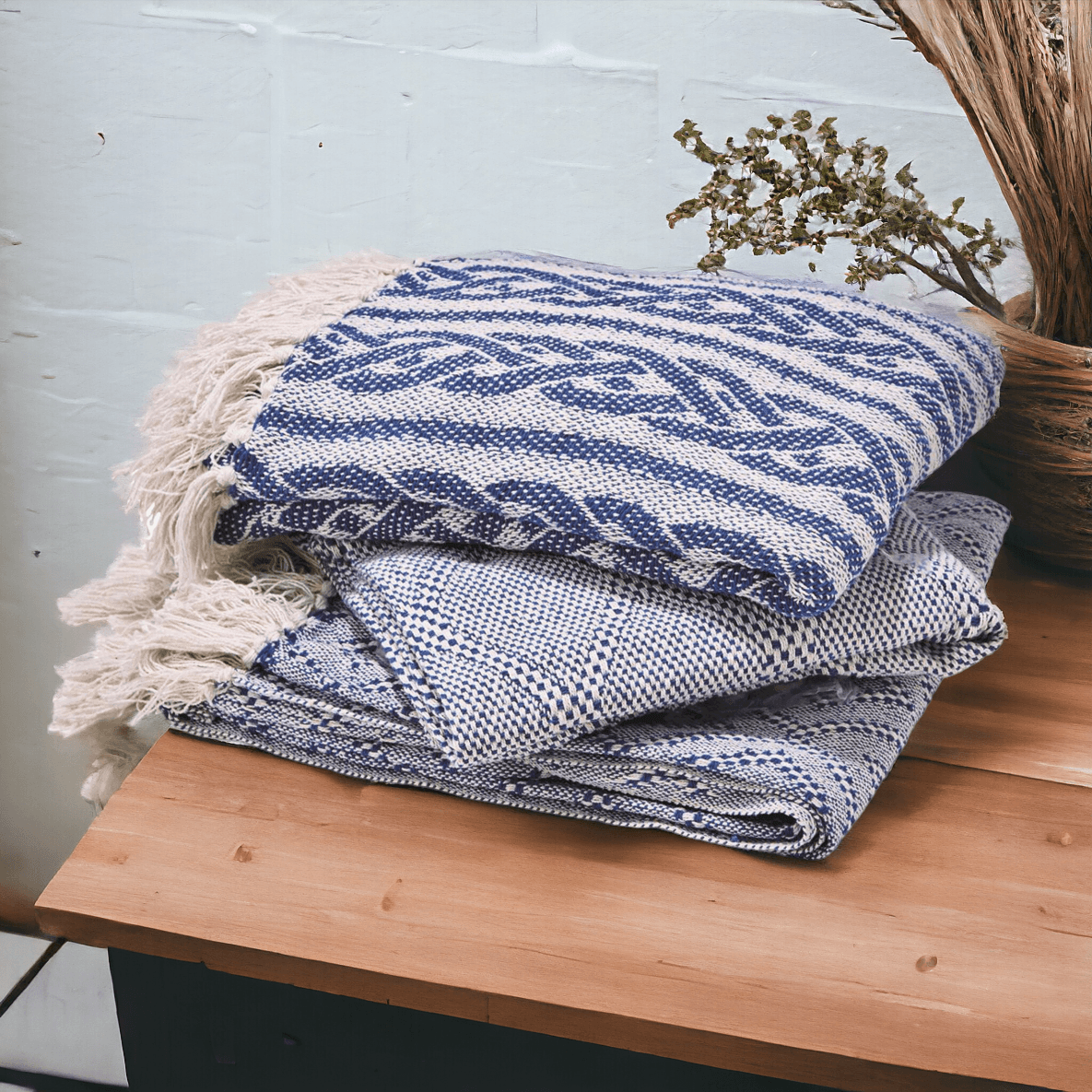 Blue Diamond Handwoven Cotton Throw Blanket with Tassels