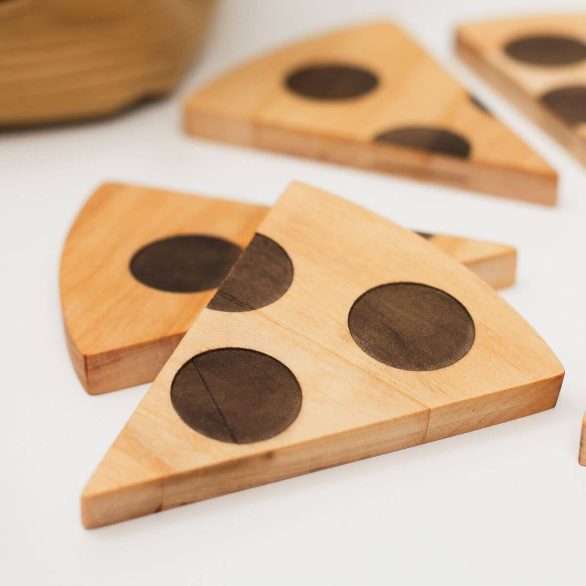 Wooden Pizza Play Set - Montessori Kitchen Toy for Kids