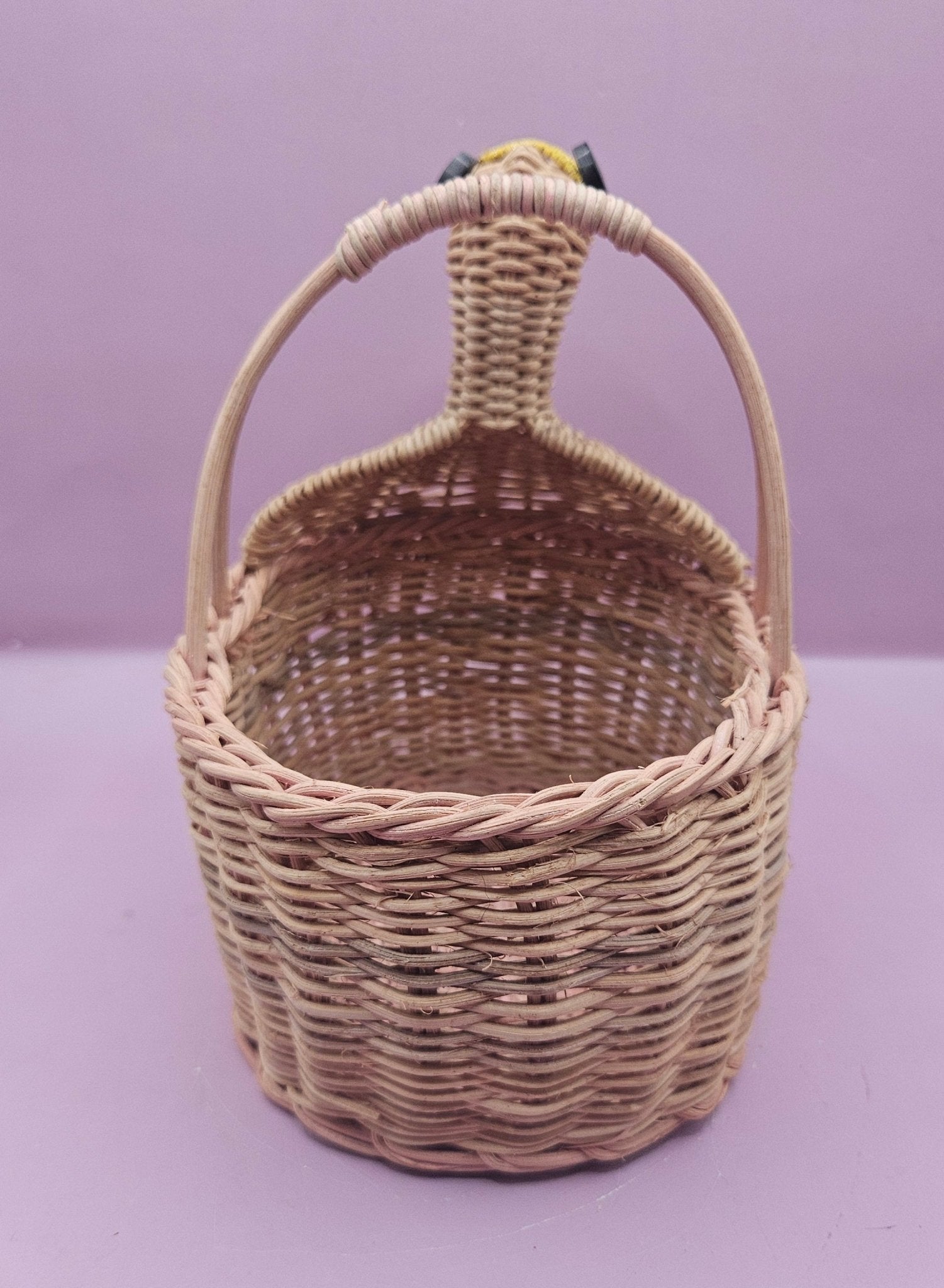 Vintage Woven Wicker Duck Basket – 6.25" x 7.25" – Rustic Farmhouse Decor