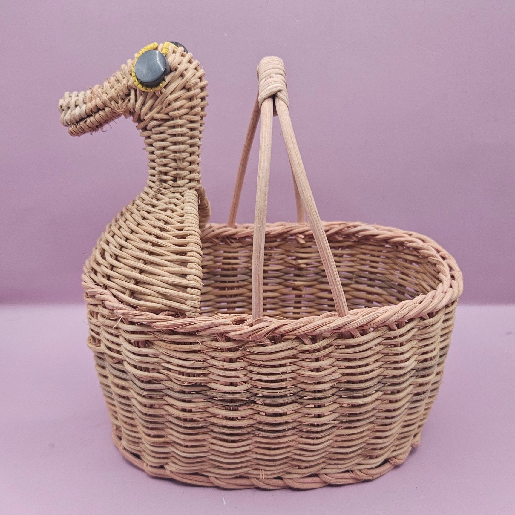 Vintage Woven Wicker Duck Basket – 6.25" x 7.25" – Rustic Farmhouse Decor